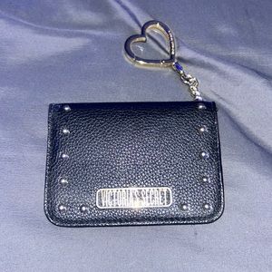 Victoria’s secret wallet
